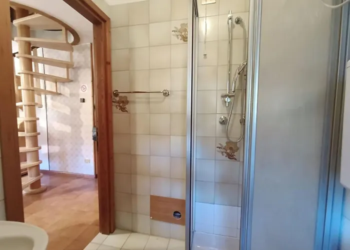 Апартаменти Des Alpes-19 By Interhome